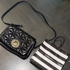 Kate spade - small leather/chain purse - EUC